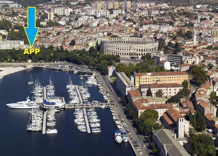 Arena Festival Apartman *