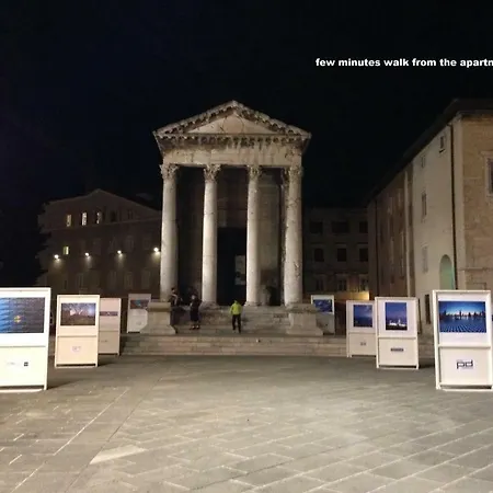 Arena Festival * Πούλα